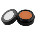viaGlamour image of a Eyeshadow